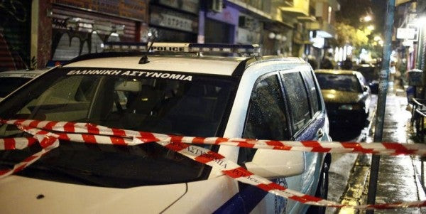 Διεμβόλισαν όχημα της ΕΛ.ΑΣ στα Κάτω Πατήσια- Πυροβόλησαν τους Αστυνομικούς
